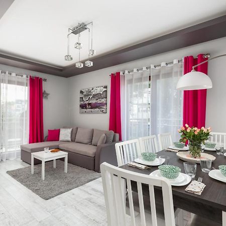 Osiedle Sloneczne Kolobrzeg By Noclegi Renters Exterior photo