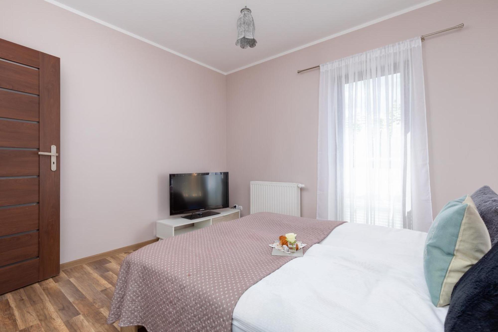 Osiedle Sloneczne Kolobrzeg By Noclegi Renters Exterior photo